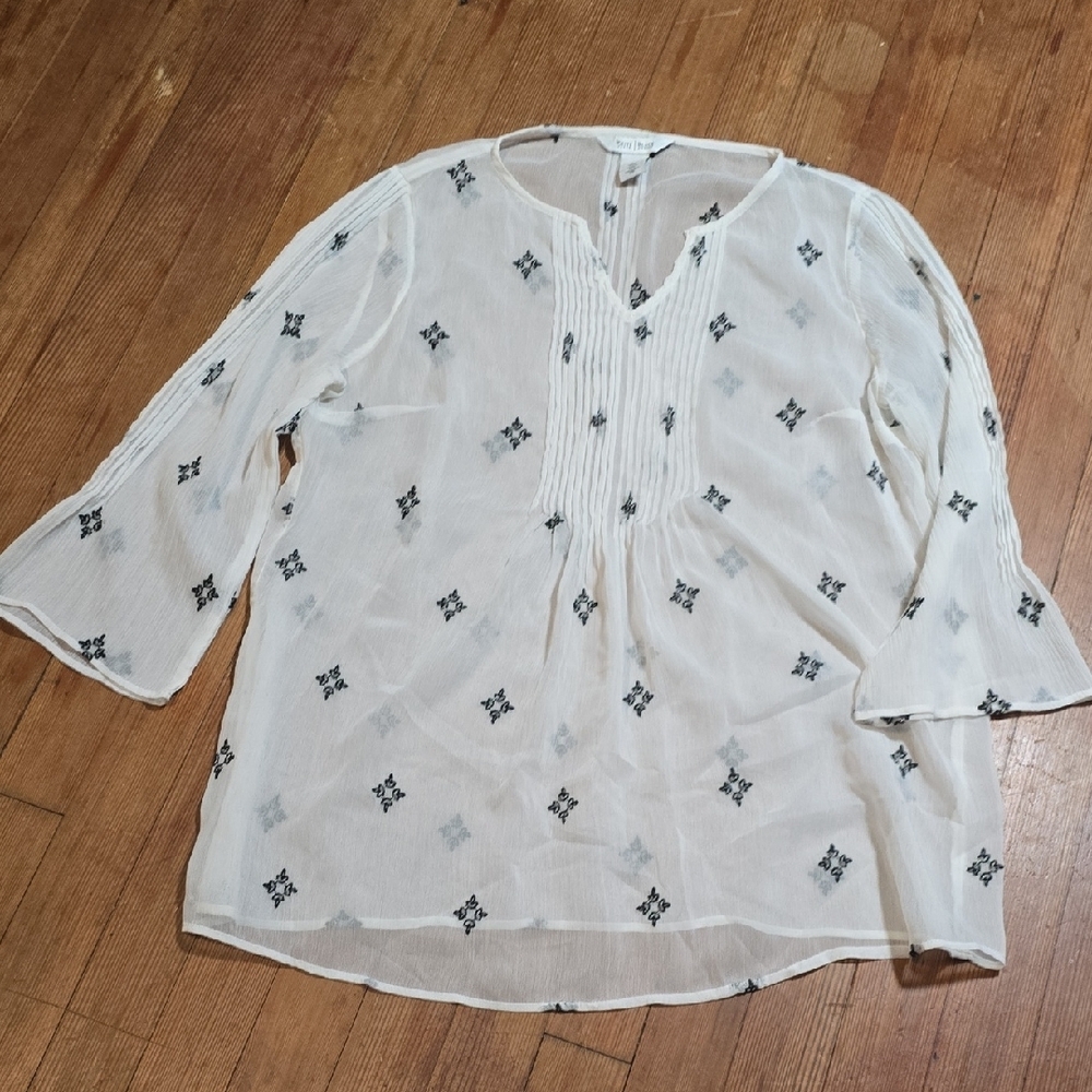 White House Black Market Black and White Relaxed Blouse